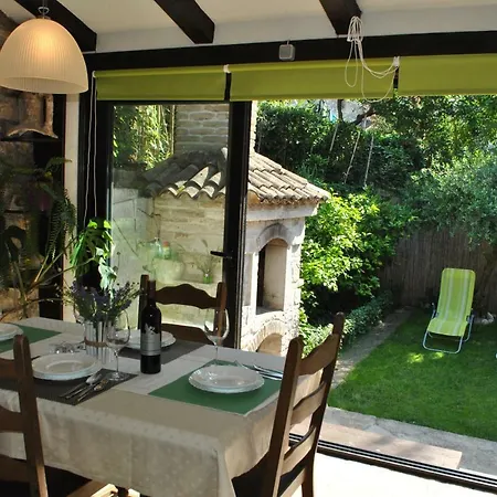 Old Town Uspon Apartmán